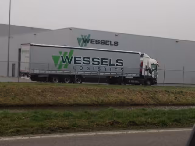 Wessels_Logistics_Felsozsolca_Hungary_01 (638K)